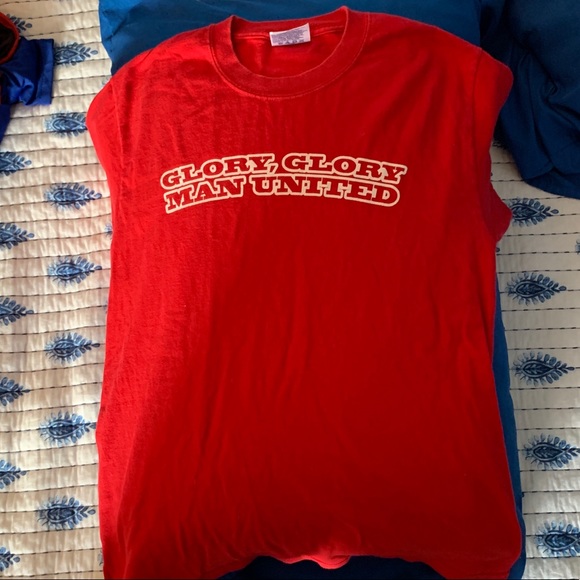 Manchester United T-Shirt - Picture 2 of 3